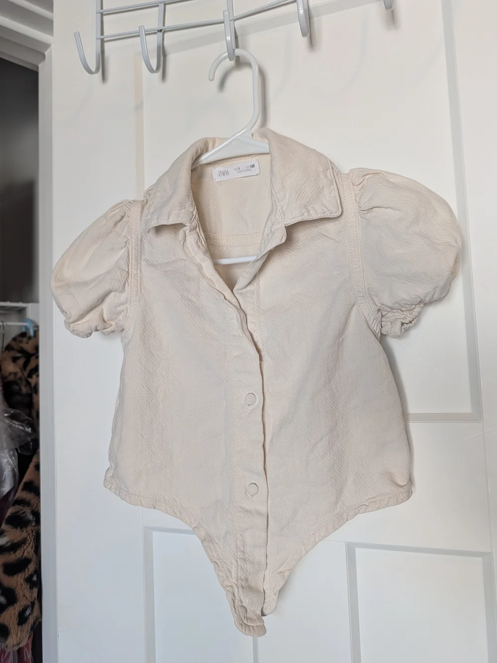Kids Cream Button-Front Tie-Hem Top